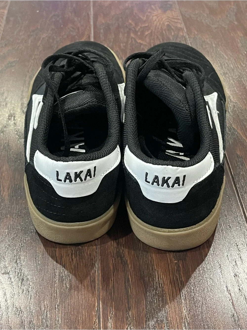 Lakai Cambridge Suede Black/Gum Sole Men Size 10